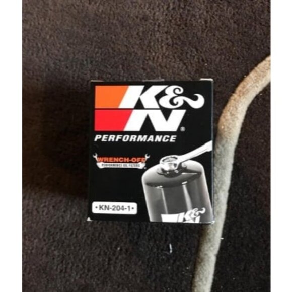 Motorcycle Oil Filter: High Performance Black Oil Filter with 17mm nut design - Picture 1 of 3